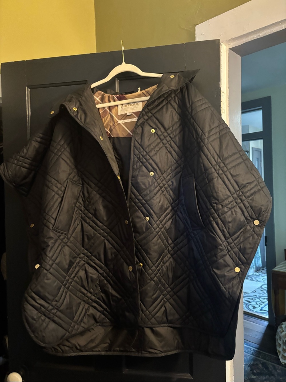 Barbour Astor Quilted Black Hooded Cape Jacket Size Small worn once